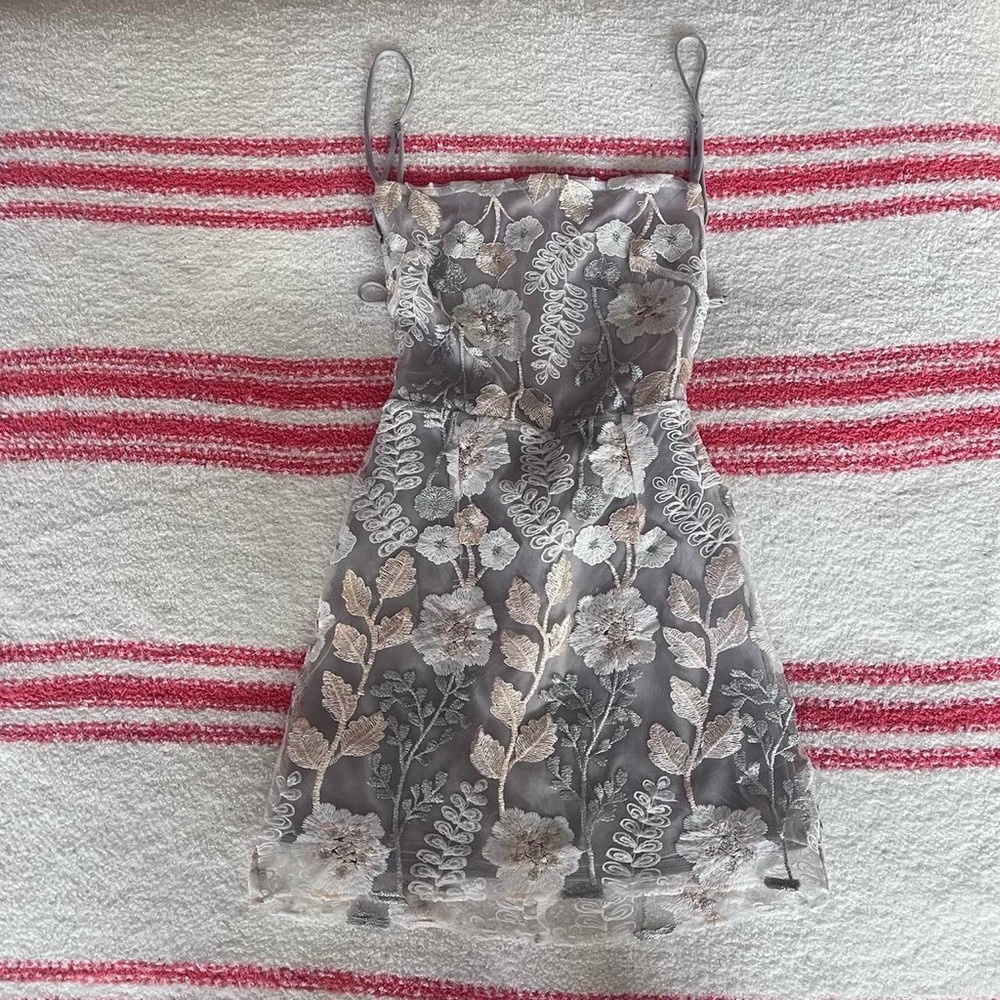lucy in the sky floral midi dress